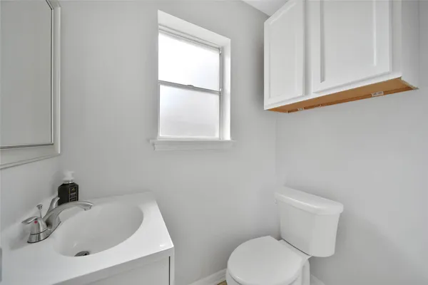 $3,500 | 1059 Richelieu Lane, Houston, TX 77018