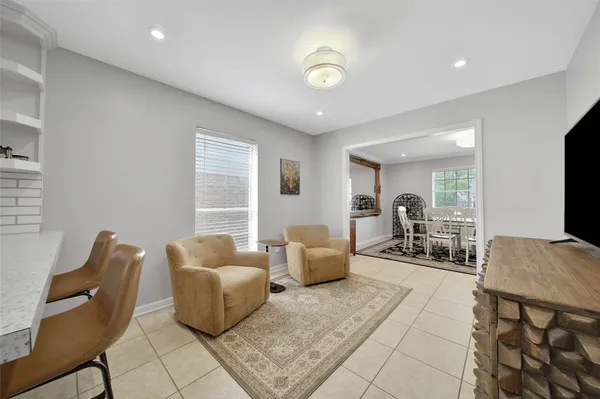 $3,500 | 1059 Richelieu Lane, Houston, TX 77018