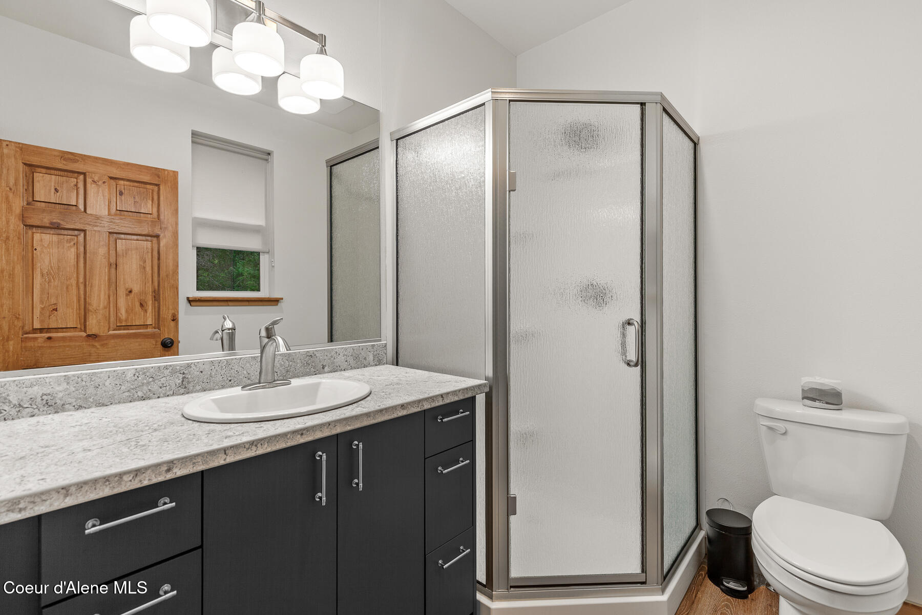 672 Hopkins Road Sandpoint, ID 83864 - Photo 60 of 67 Bathroom 2