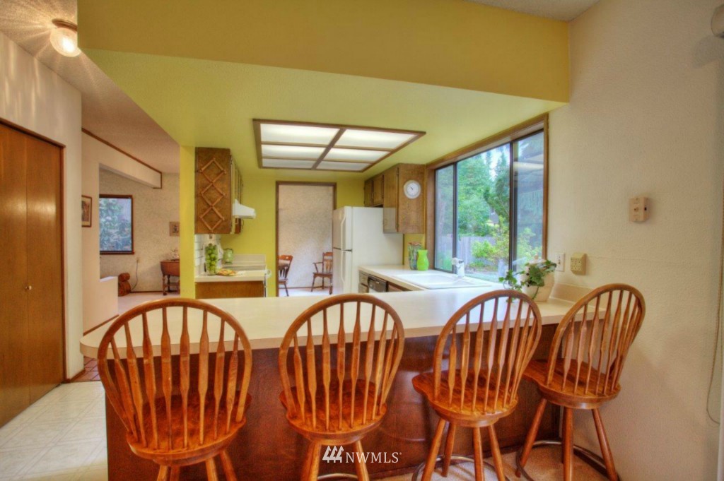 14024 149th Place Southeast Renton, WA 98059 - Photo 6 of 23