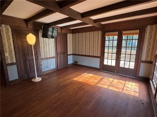 $549,900 | 933 Viking Drive, Stone Mountain, GA 30083