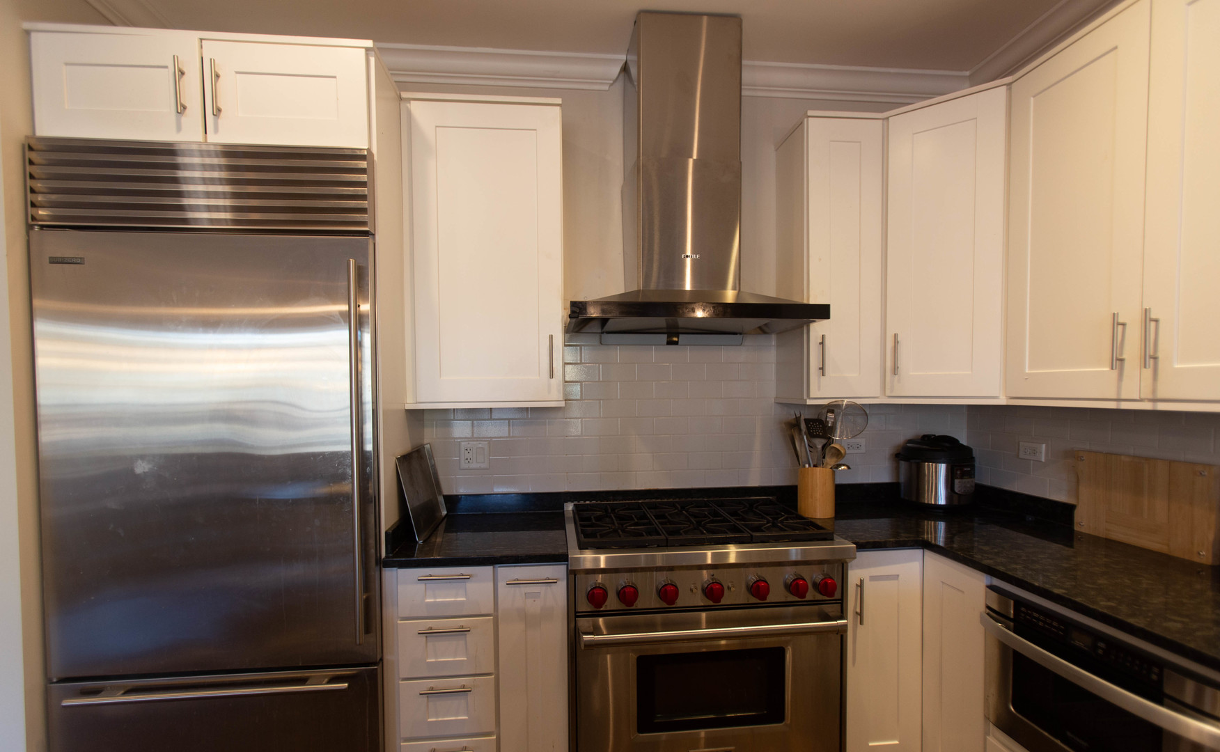 843 West Fletcher Street, Unit 2W Chicago, IL 60657 - Photo 17 of 35