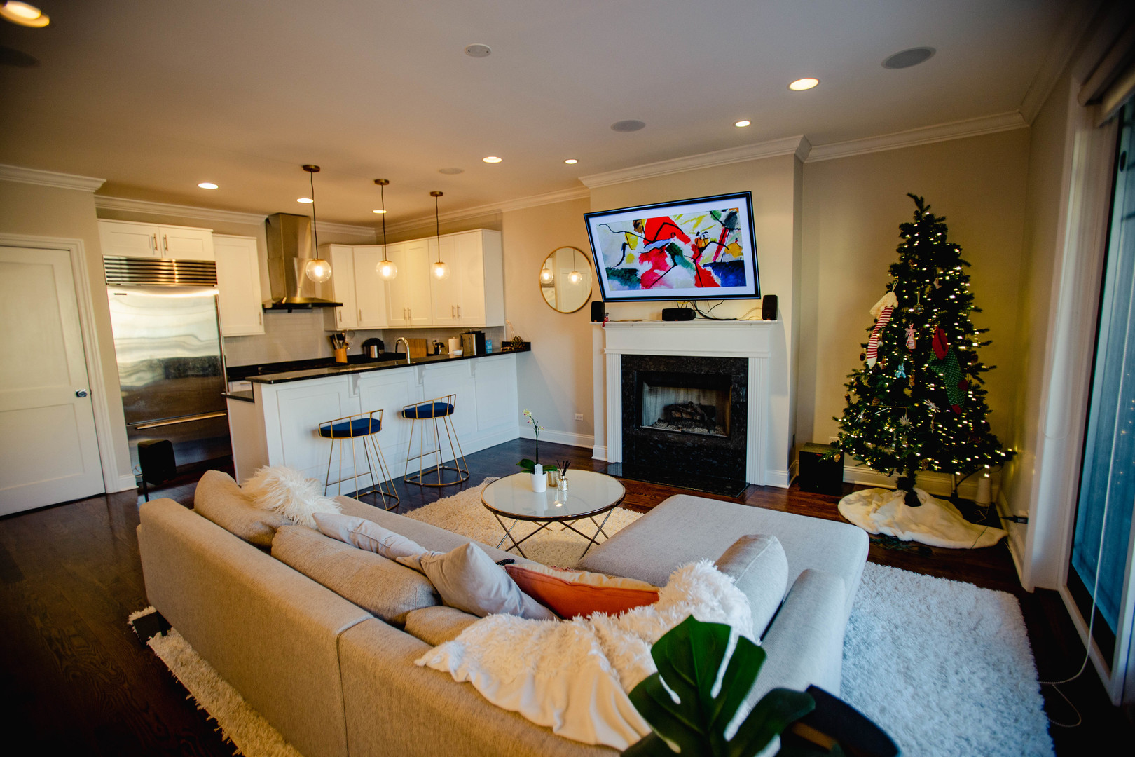 843 West Fletcher Street, Unit 2W Chicago, IL 60657 - Photo 23 of 35