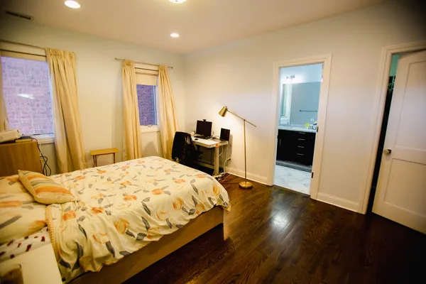 $6,000 | 843 West Fletcher Street, Unit 2W, Chicago, IL 60657