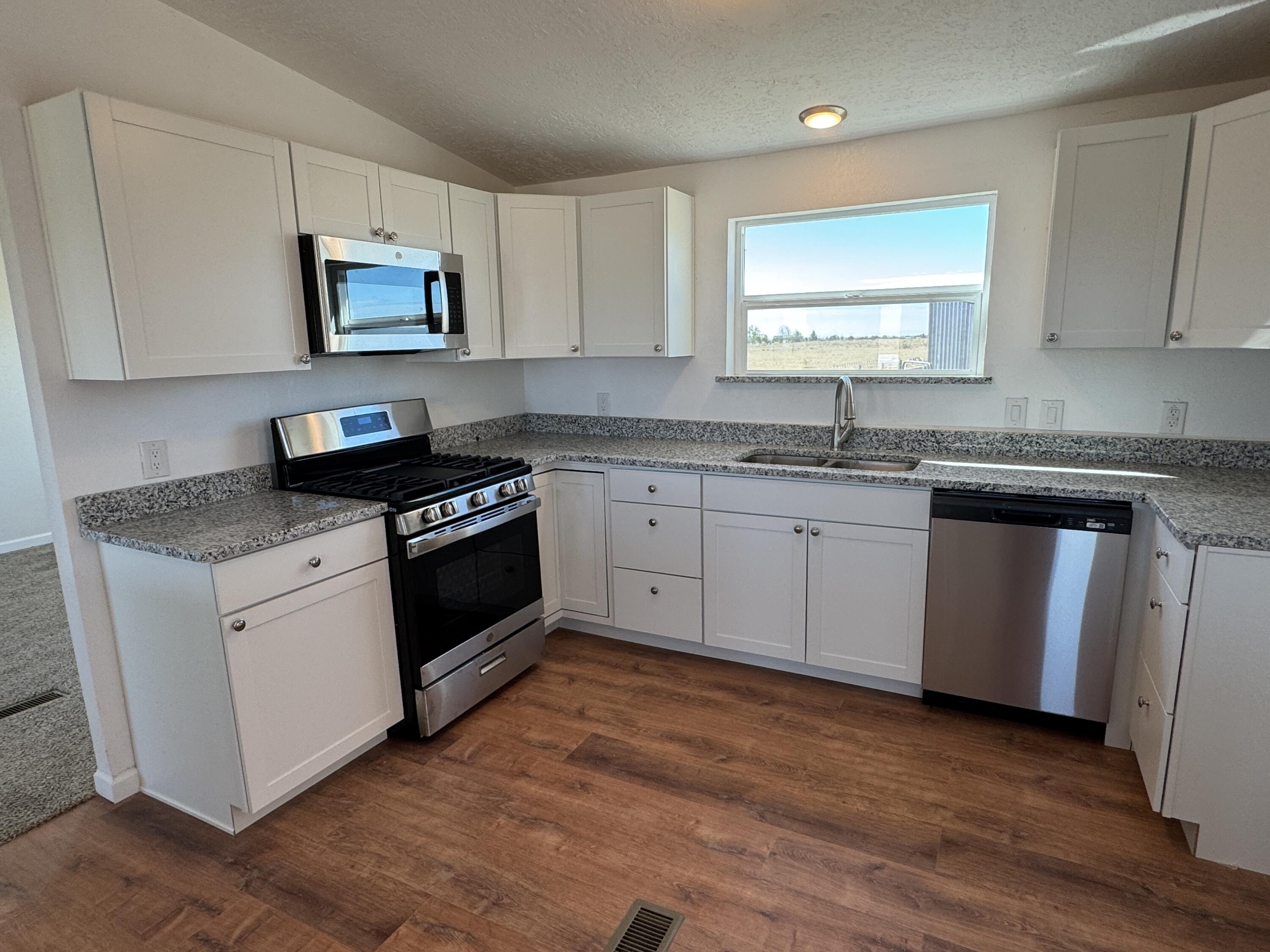 21 Chavez Road Moriarty, NM 87035 - Photo 11 of 33 Gallery Image 11
