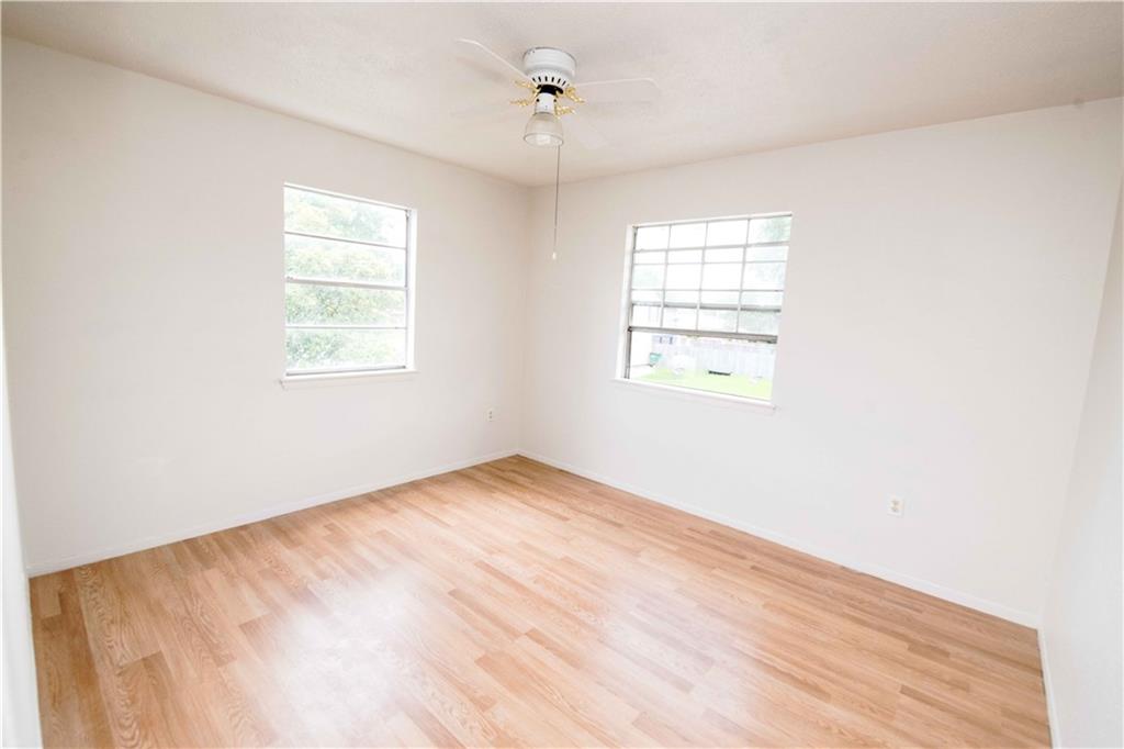 1804 Madewood Road Laplace, LA 70068 - Photo 8 of 13 Gallery Image 8