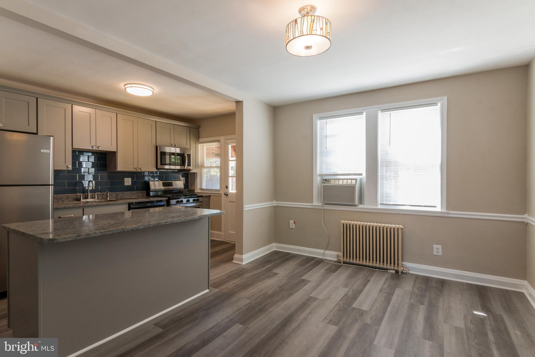 810 Braeside Road Baltimore, MD 21229 - Photo 14 of 44 Open