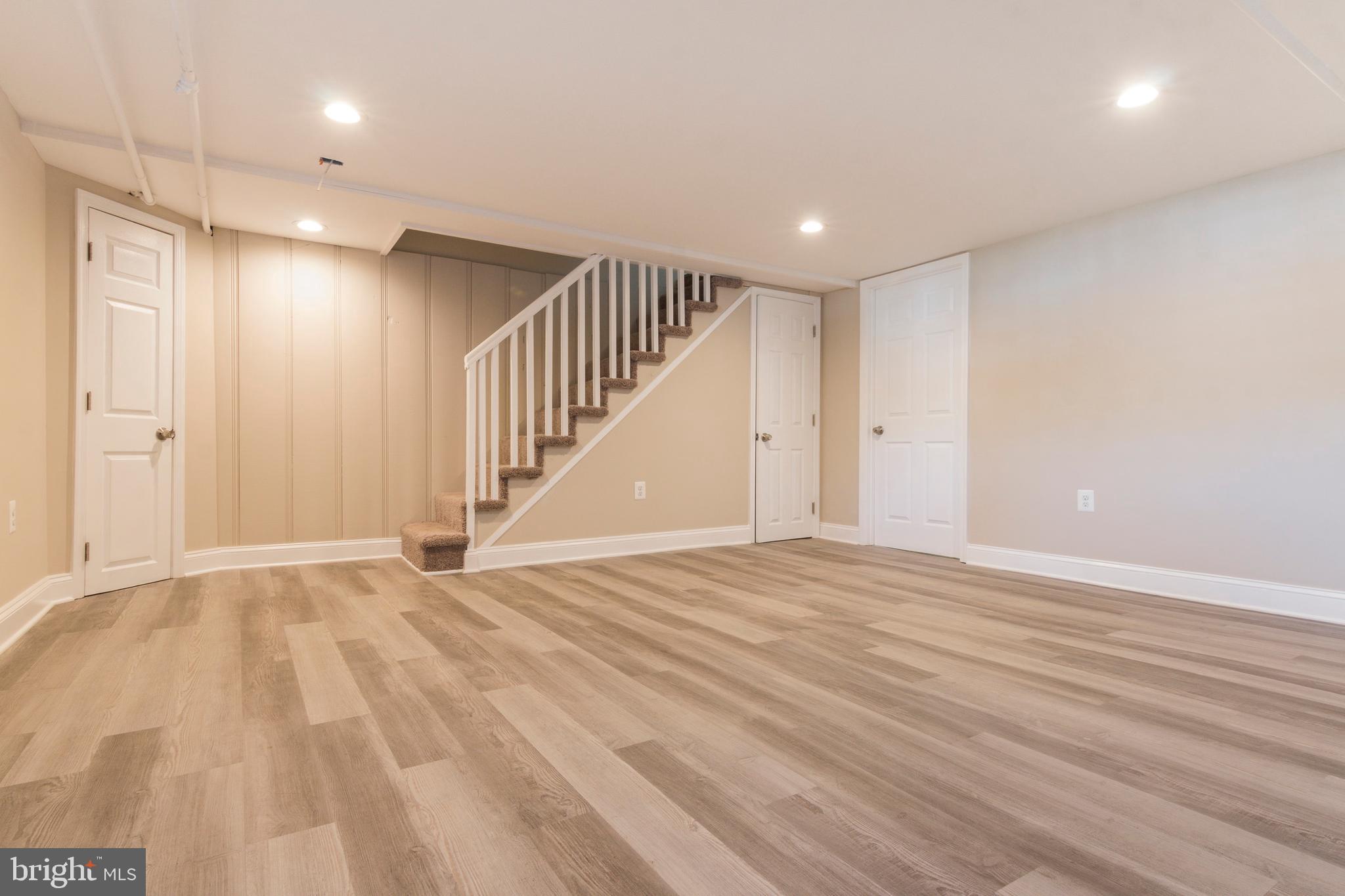 810 Braeside Road Baltimore, MD 21229 - Photo 40 of 44 Family room
