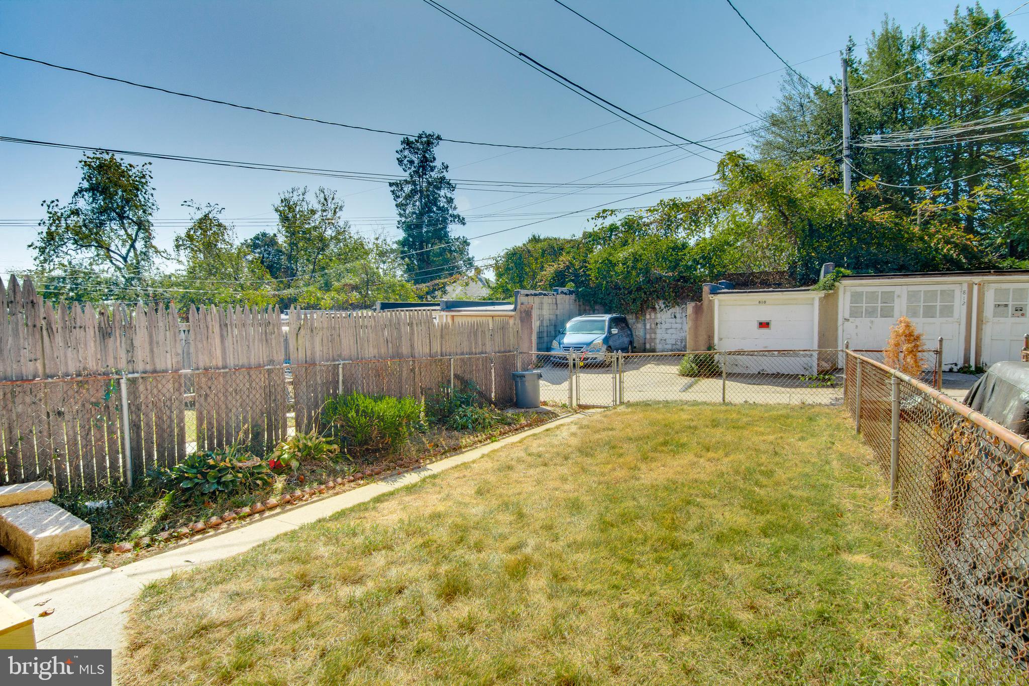 810 Braeside Road Baltimore, MD 21229 - Photo 43 of 44 Looking at your garage