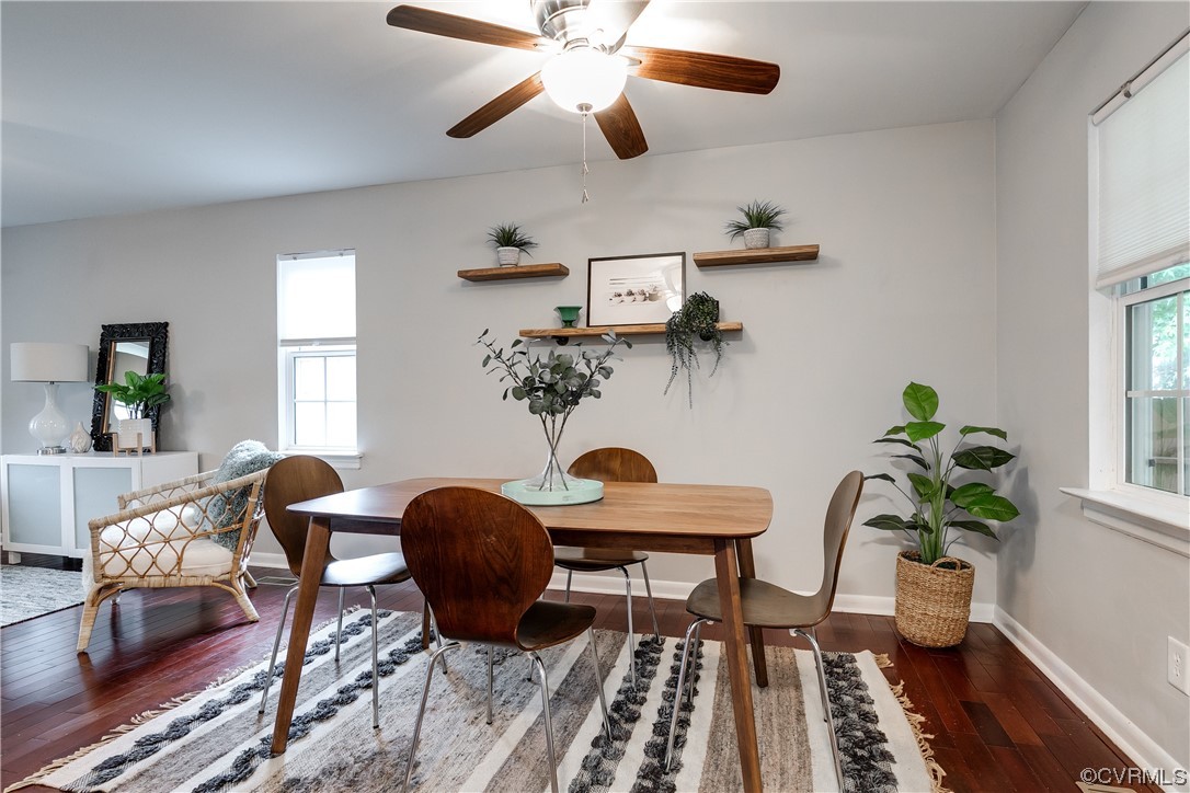 213 Monath Road Chesterfield, VA 23236 - Photo 14 of 38 a living room with furniture and a potted plant