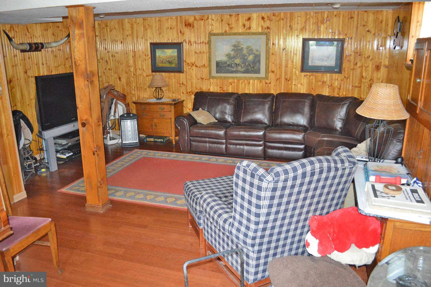 6936 Fox Chase Road New Market, MD 21774 - Photo 23 of 28 Family Room