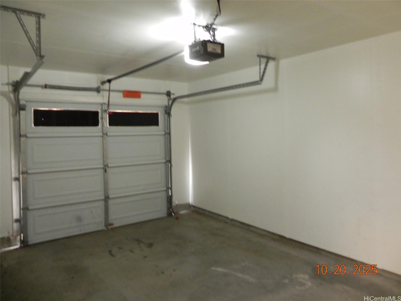 91-1191 Kaiau Avenue, Unit 1602 Kapolei, HI 96707 - Photo 2 of 12 Garage