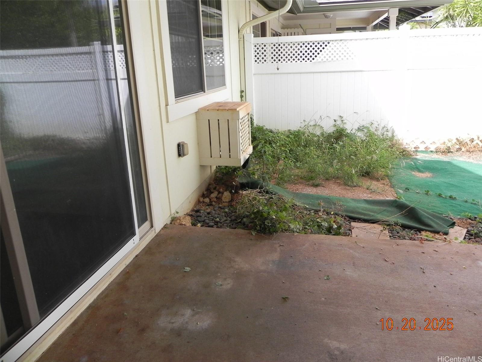 91-1191 Kaiau Avenue, Unit 1602 Kapolei, HI 96707 - Photo 10 of 12 Lanai area