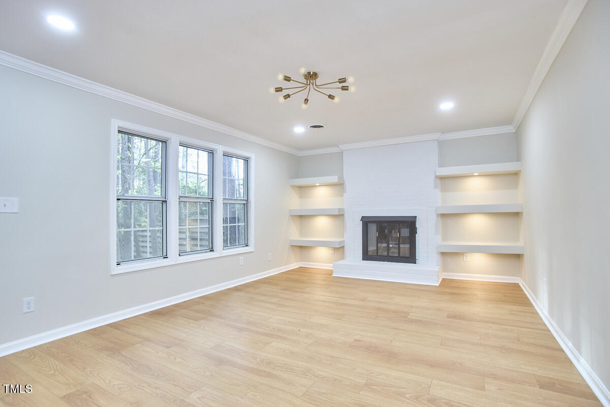 4 Timberlyne Road Chapel Hill, NC 27514 - Photo 39 of 61 Family room