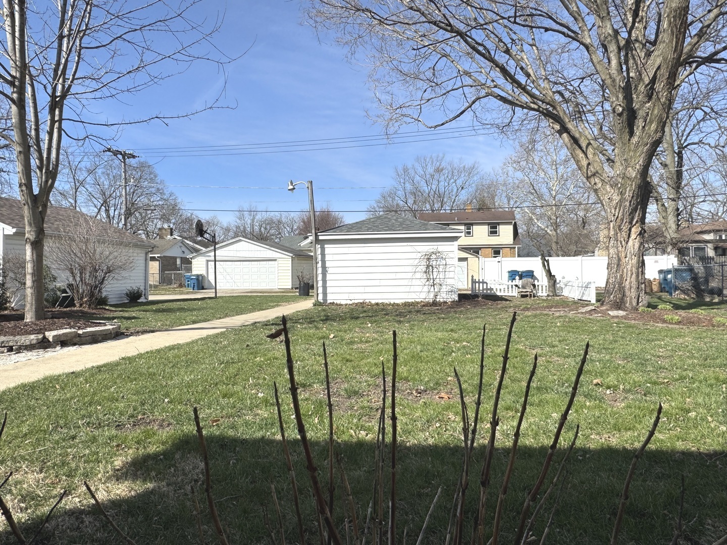 665 South May Avenue Kankakee, IL 60901 - Photo 17 of 22 a view of an outdoor space and a yard