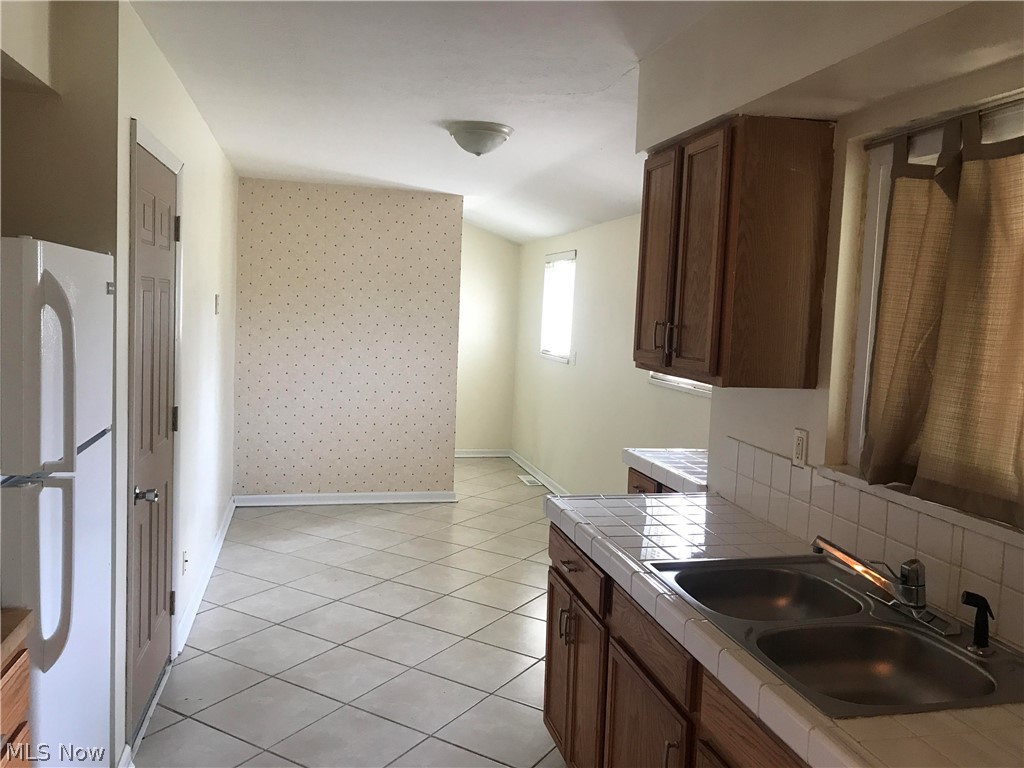 776 Ledge Road Macedonia, OH 44056 - Photo 4 of 20