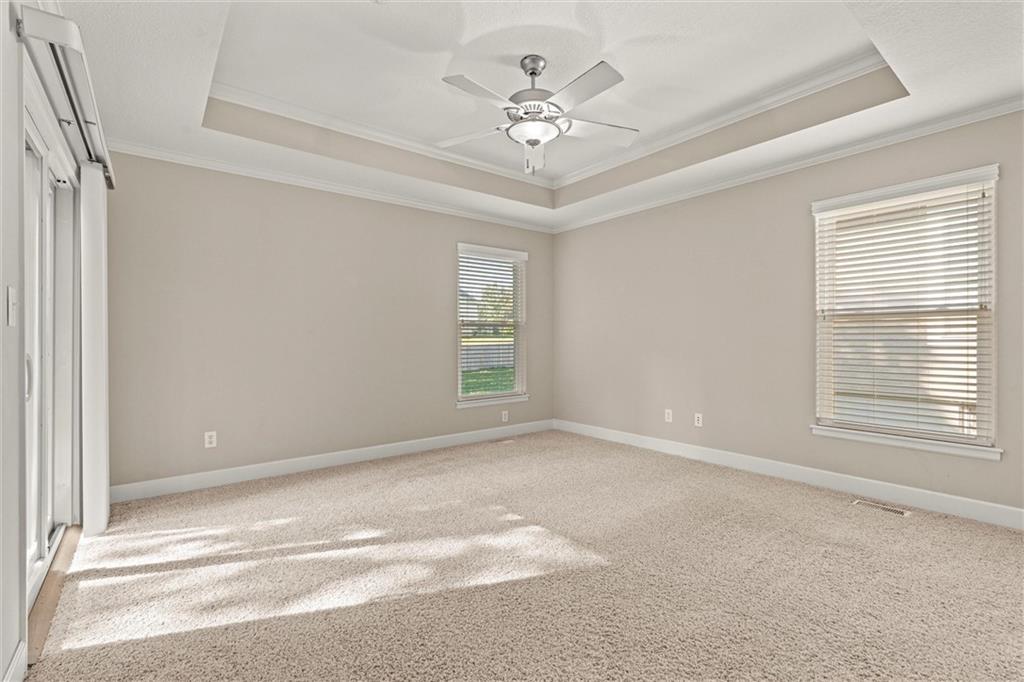 4120 Southwest Minnesota Drive Lee's Summit, MO 64082 - Photo 15 of 32