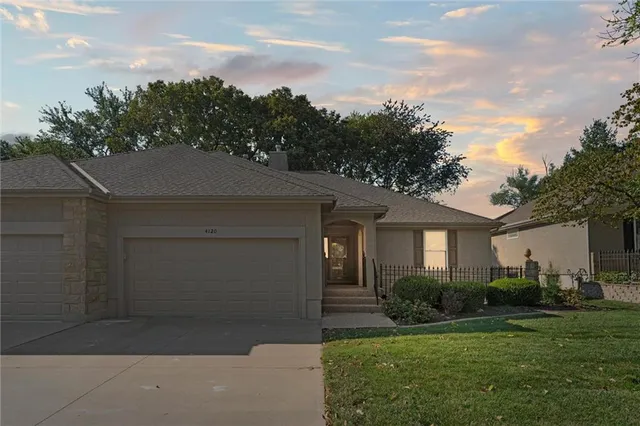 $379,500 | 4120 Southwest Minnesota Drive, Lee's Summit, MO 64082