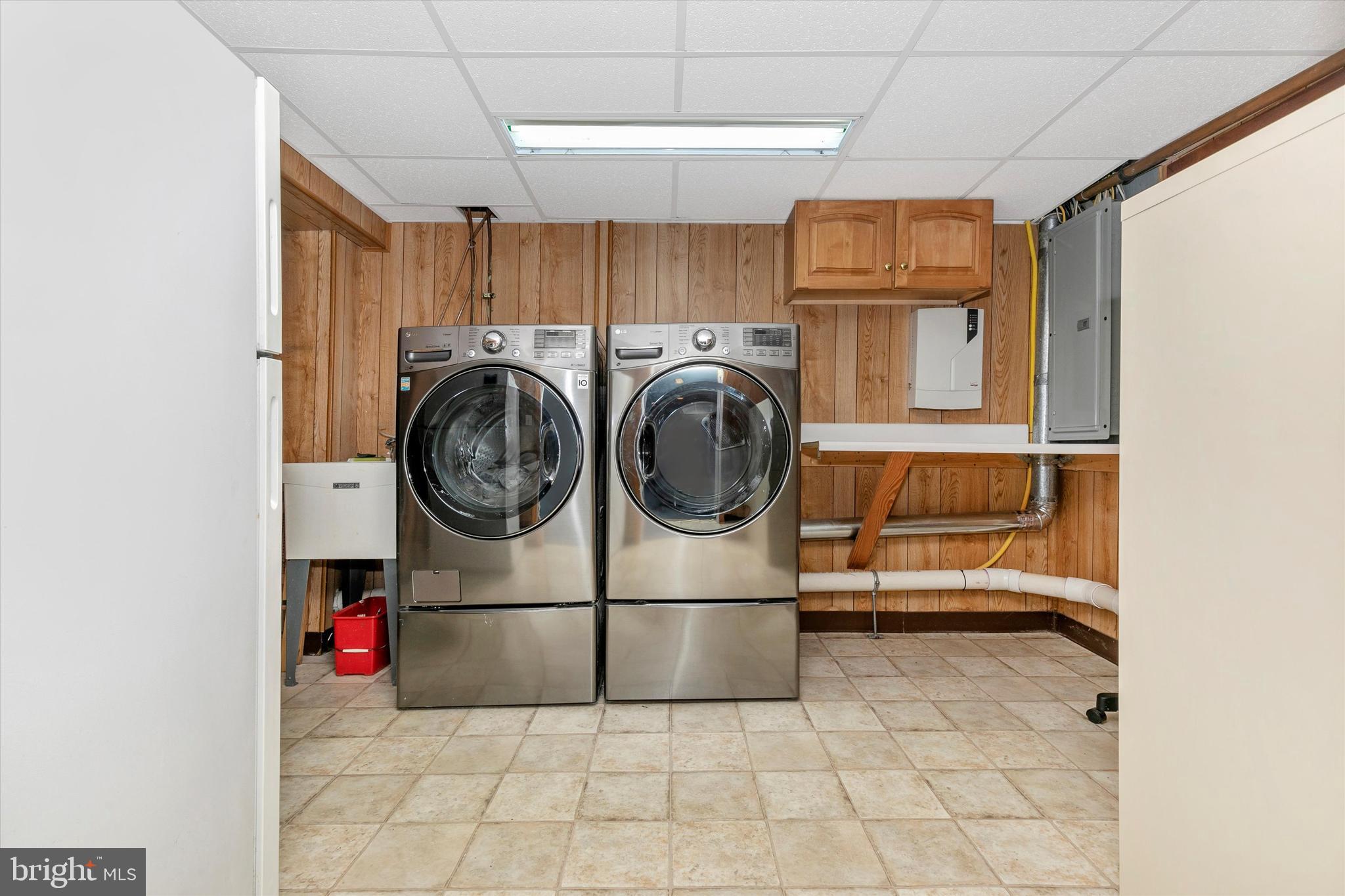 6 Fairhill Road Wallingford, PA 19086 - Photo 47 of 61 Laundry Room Includes Washer/Dryer/2nd Refrig
