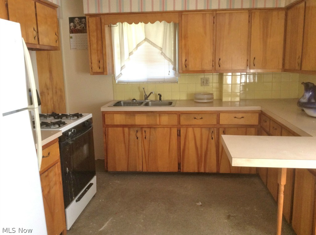 432 West Waterloo Road Akron, OH 44314 - Photo 6 of 13