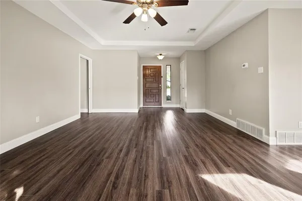 $323,500 | 1094 Palm Court, Mansfield, TX 76063
