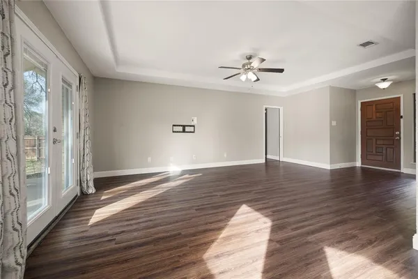 $323,500 | 1094 Palm Court, Mansfield, TX 76063