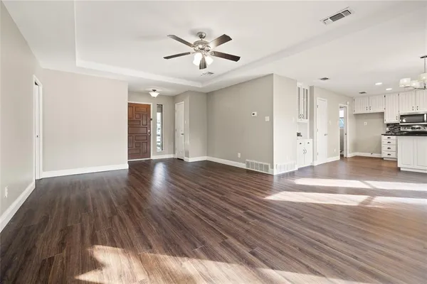 $323,500 | 1094 Palm Court, Mansfield, TX 76063