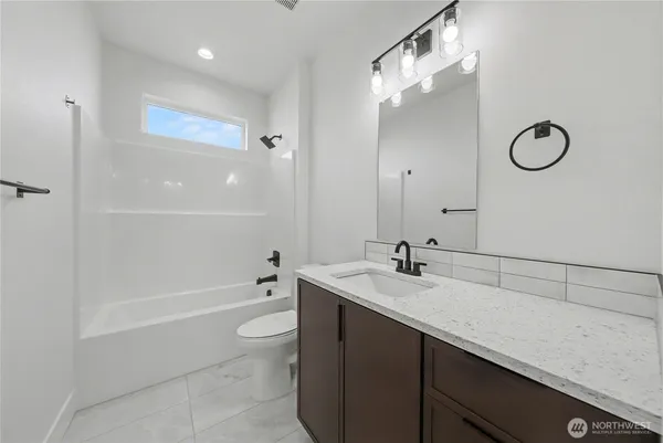 $456,000 | 1252 North 13th Avenue, Othello, WA 99344