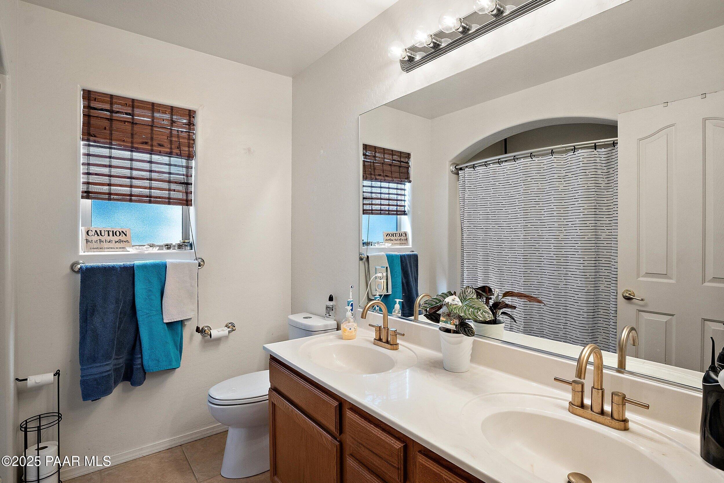 13216 East Remington Road Prescott Valley, AZ 86315 - Photo 12 of 34 Bathroom 2