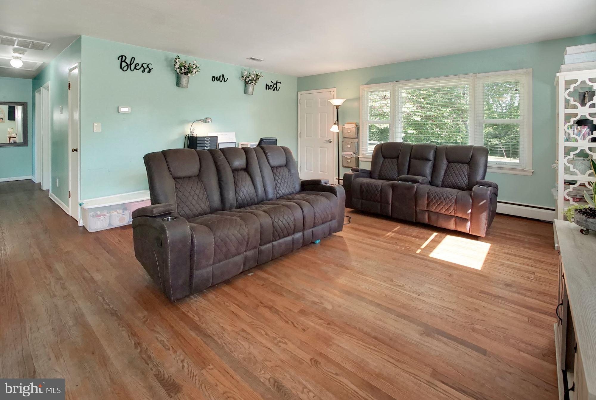 99 Friendship Road Friendship, MD 20758 - Photo 5 of 45 Gallery Image 5
