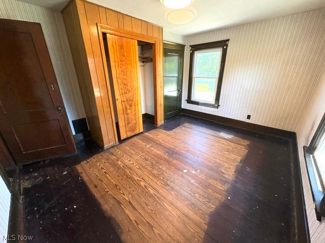 1919 Parkman Road Northwest Warren, OH 44485 - Photo 16 of 41 Master Bedroom has 2 closets