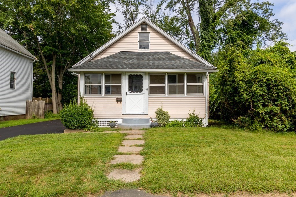 43 River Road Agawam, MA 01001 - Photo 1 of 27 Gallery Image 1
