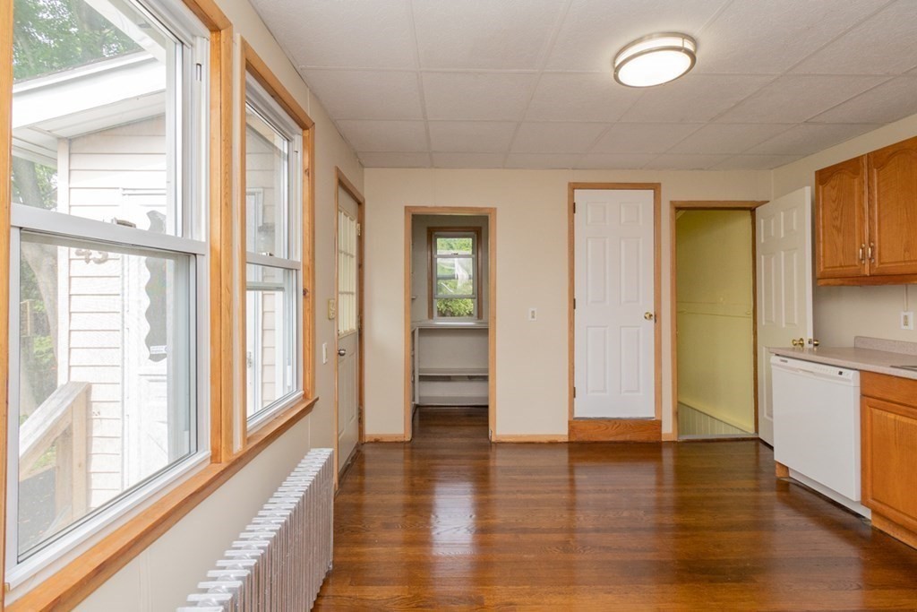 43 River Road Agawam, MA 01001 - Photo 9 of 27 Gallery Image 9