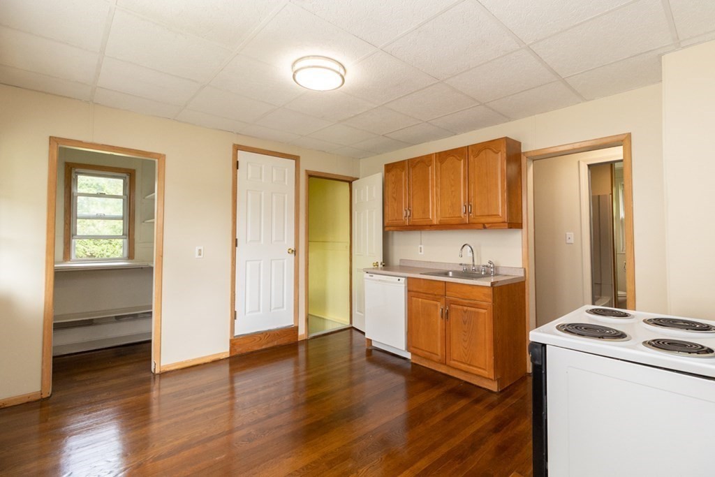 43 River Road Agawam, MA 01001 - Photo 10 of 27 Gallery Image 10