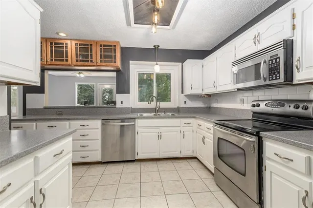 $410,000 | 4214 Northwest 78th Street, Kansas City, MO 64151