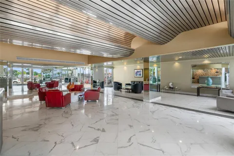 $665,000 | 9273 Collins Avenue, Unit 408, Surfside, FL 33154