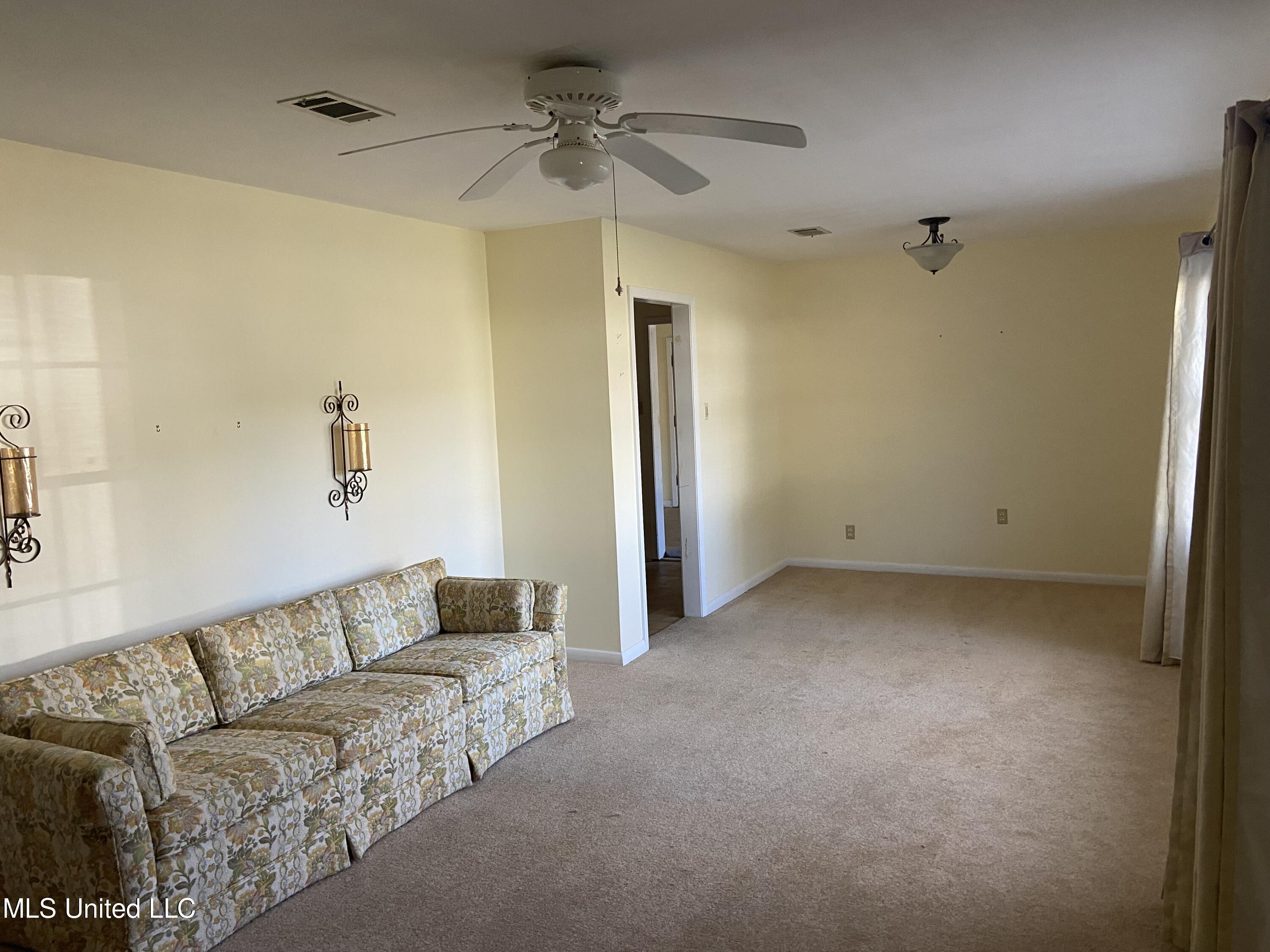 213 Ridgeway Avenue Gulfport, MS 39507 - Photo 10 of 24 IMG_2757