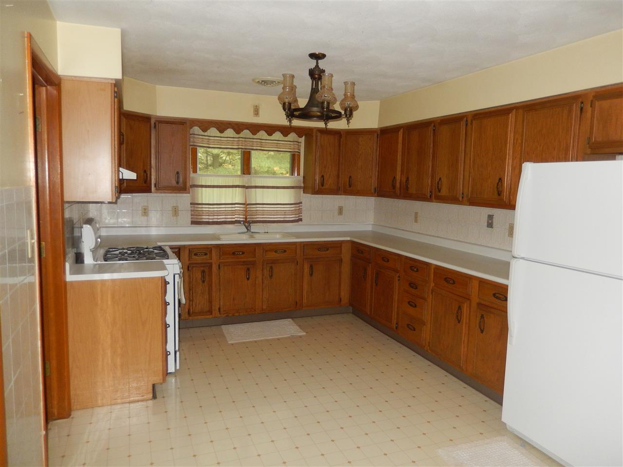 23323 Adams Road South Bend, IN 46628 - Photo 7 of 28
