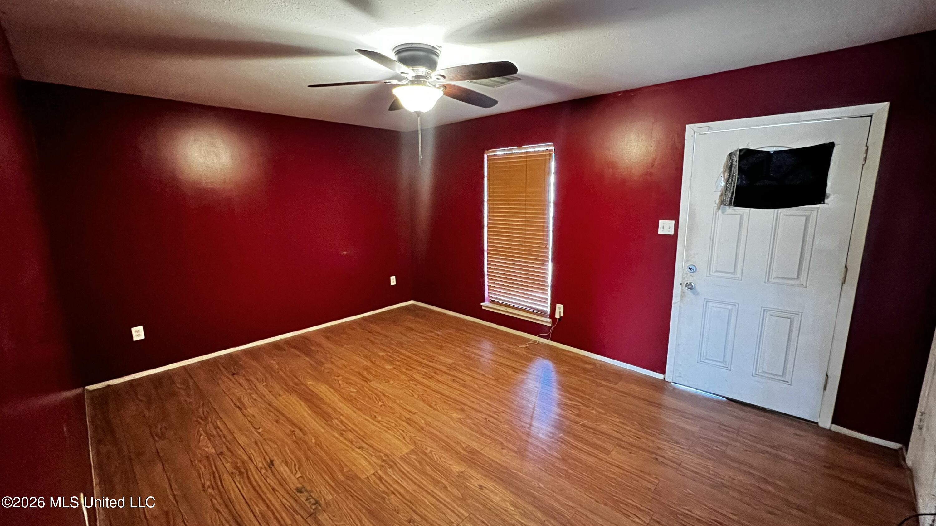 4953 Rosehaven Drive Jackson, MS 39209 - Photo 6 of 28 IMG_2855