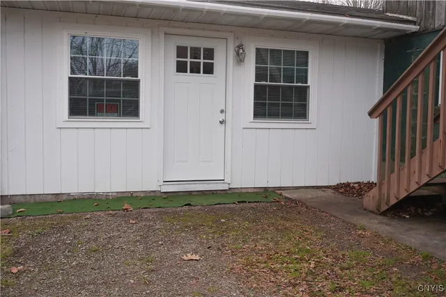 $1,300 | 149 Co Rte 89, Oswego, NY 13126