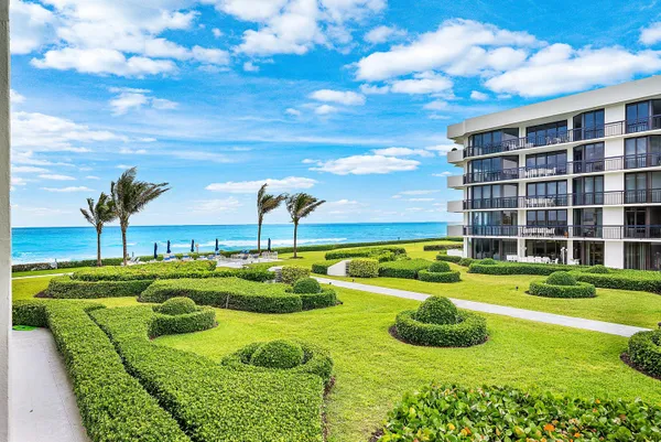 $2,299,000 | 3140 South Ocean Boulevard, Unit 202N, Palm Beach, FL 33480