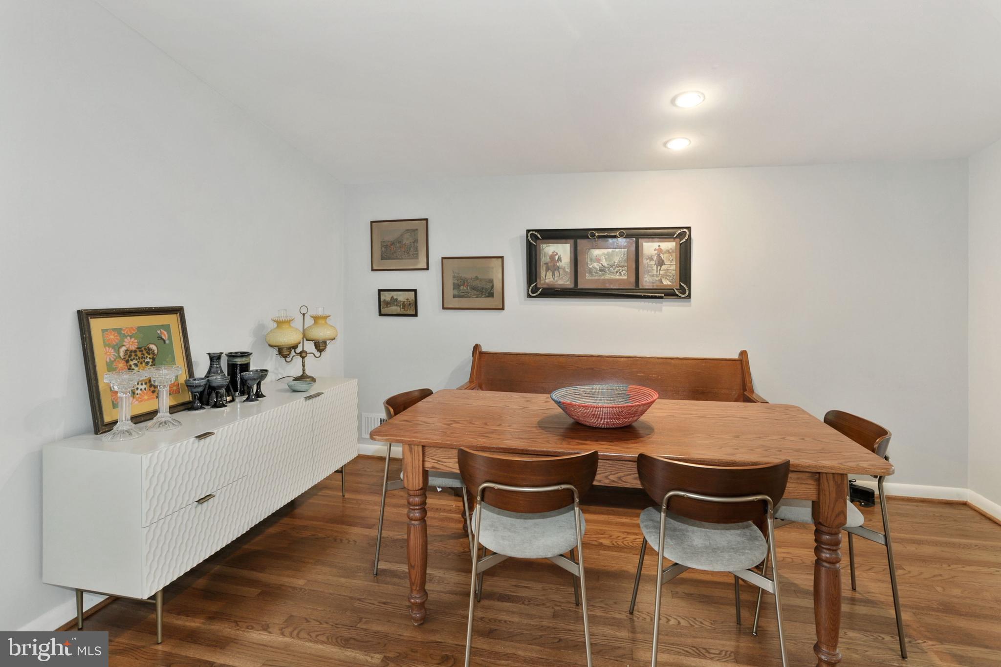 101 Bluff Terrace Silver Spring, MD 20902 - Photo 8 of 31 Dining Room