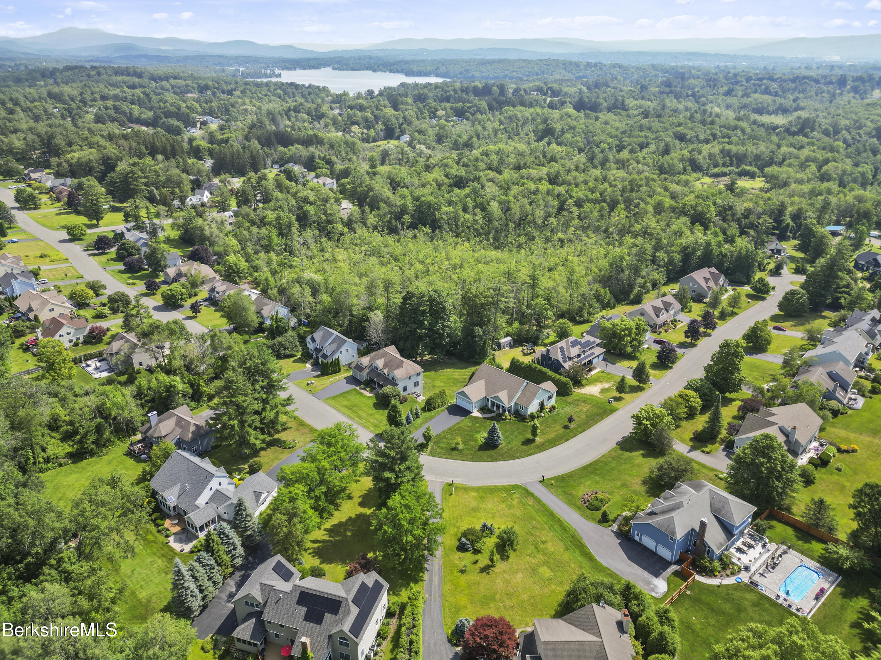 35 Meadow Ridge Drive Pittsfield, MA 01201 - Photo 81 of 81 Aerial View