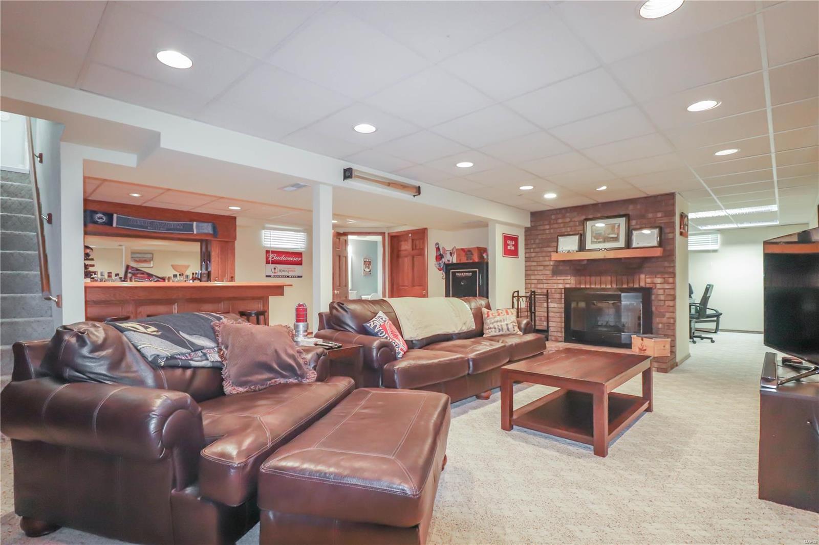 5718 Chatport Road St. Louis, MO 63129 - Photo 14 of 25