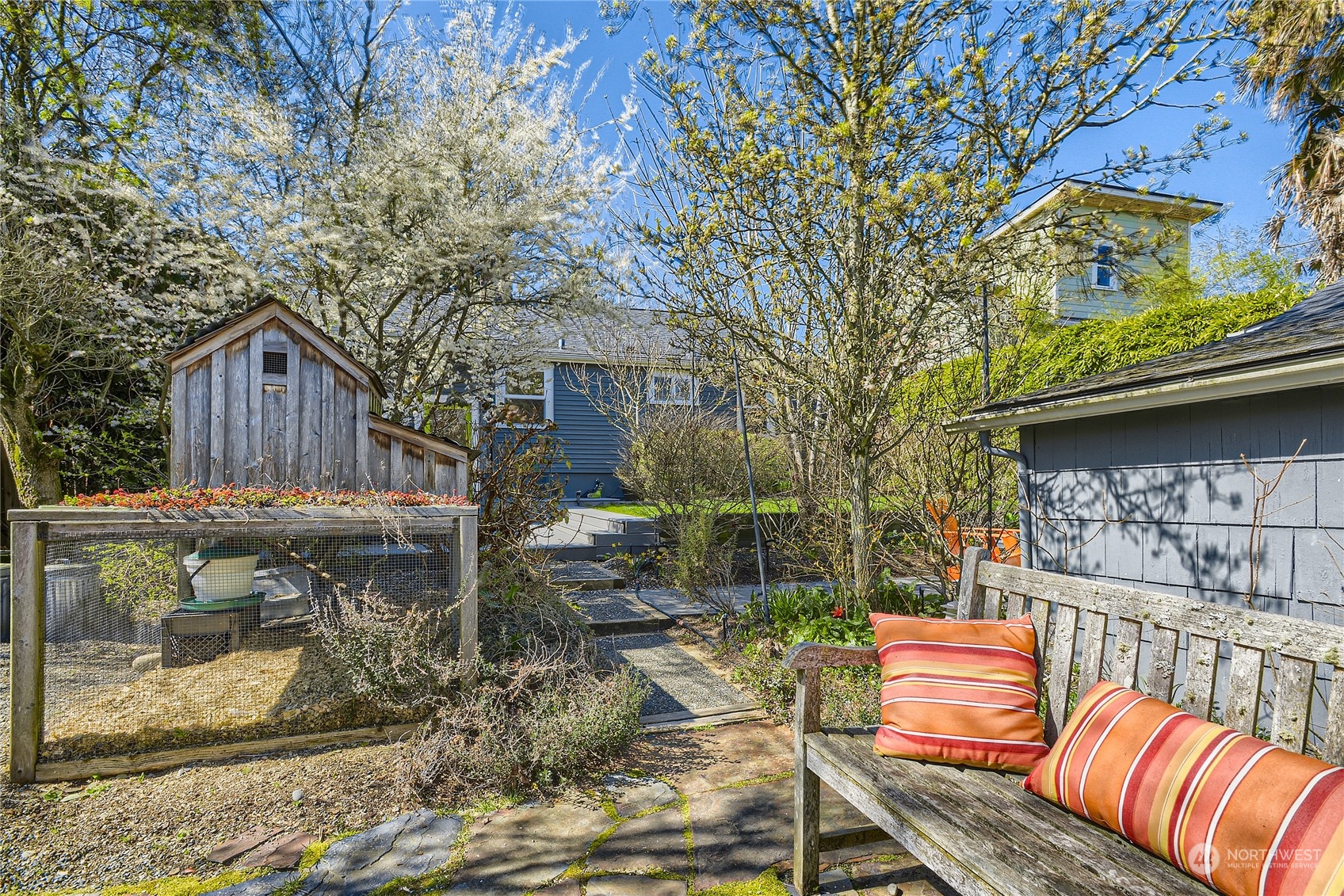 5610 45th Avenue Southwest Seattle, WA 98136 - Photo 18 of 22 Gallery Image 18