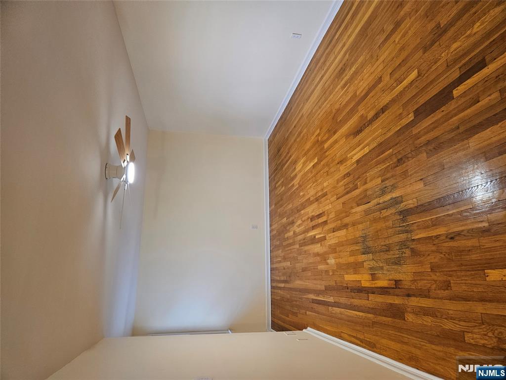581 High Mountain Road, Unit 1 North Haledon, NJ 07508 - Photo 2 of 9