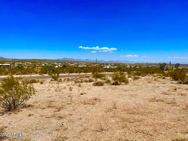 $6,900 | 30390 Dutton Drive, Unit 182, Meadview, AZ 86444