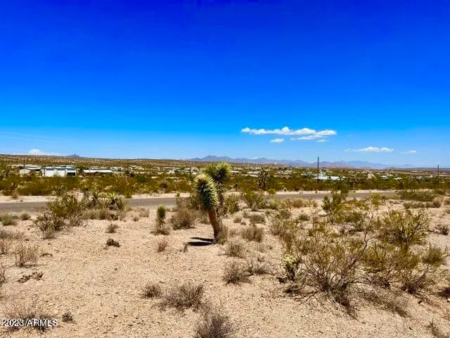 $6,900 | 30390 Dutton Drive, Unit 182, Meadview, AZ 86444