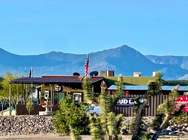 $6,900 | 30390 Dutton Drive, Unit 182, Meadview, AZ 86444