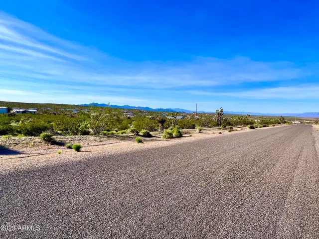 $6,900 | 30390 Dutton Drive, Unit 182, Meadview, AZ 86444